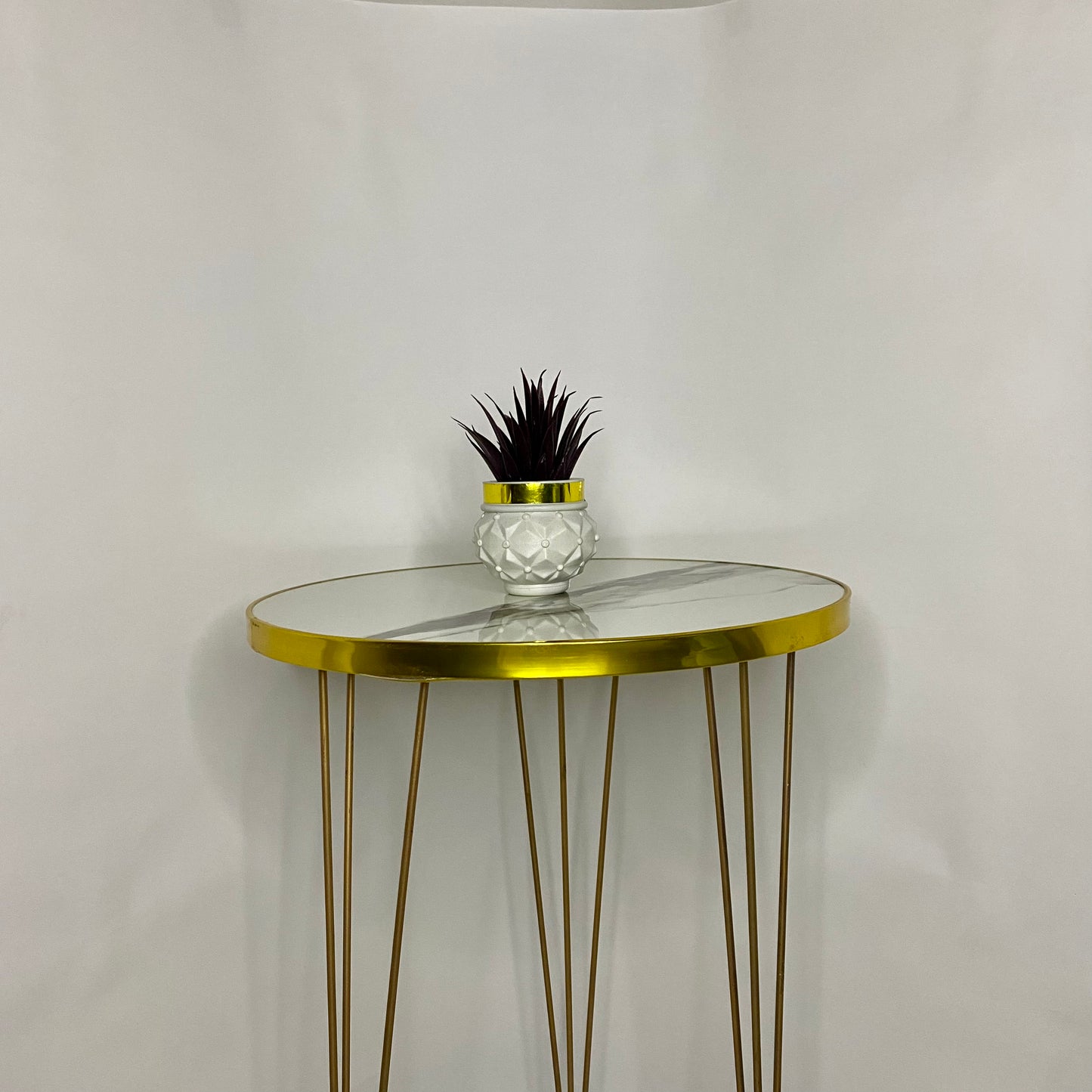 Artificial Cute Mini Shrub Plants with Golden Collar Pot small table vase guldan for Home, Kitchen and Office Decor