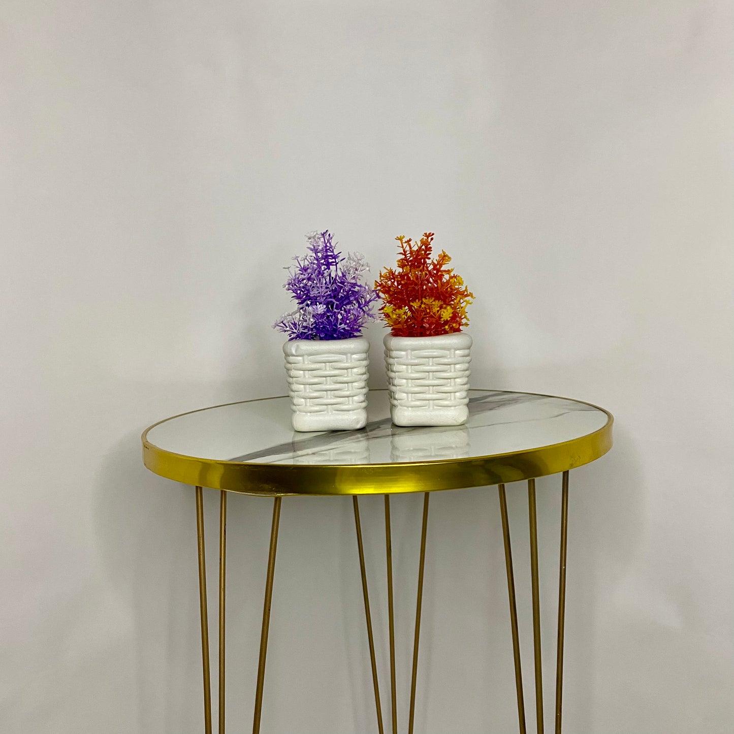 Cute Mini Artificial Flower Plants Pot small table vase guldan for Home, Kitchen and Office Decor