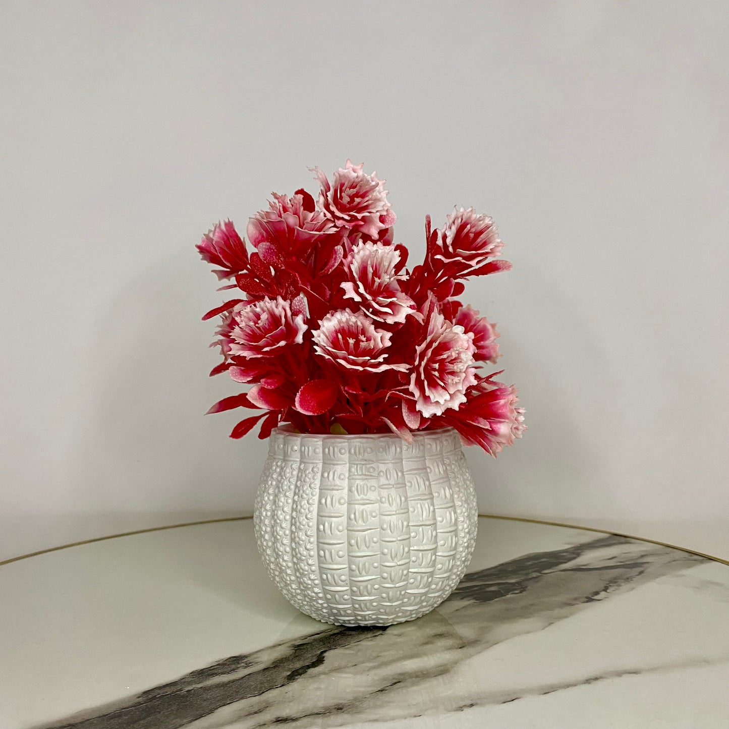 Mini Artificial Flower Pot with flowers - Red Flowers and leaves with White pot artificial elegant artistic Pots small table vase guldan for home and office decoration Flowers & leaves