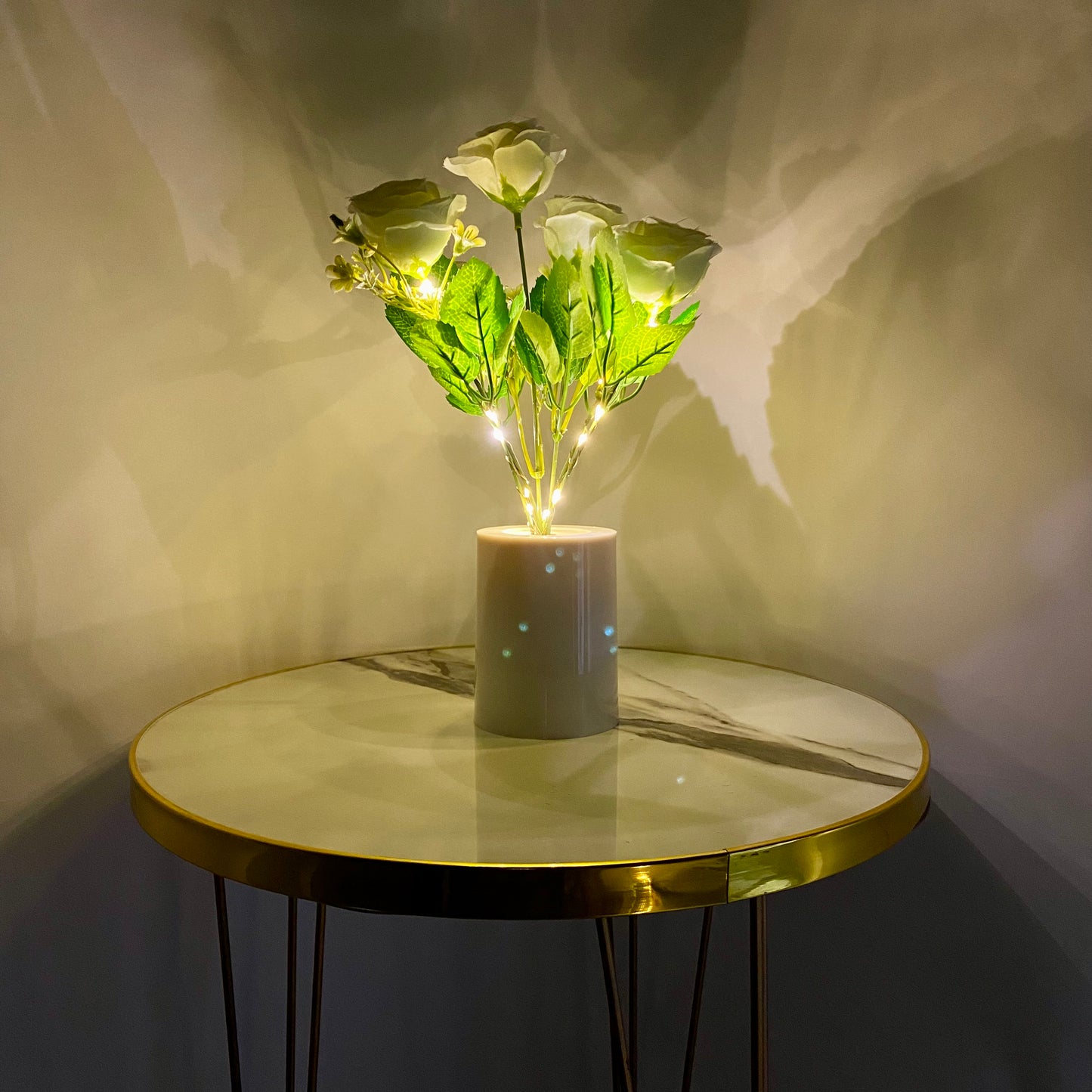 Aesthetic White Rose Flower Table Lamp Desk with LED Night Lights Battery Operated Artificial Whiteflowers with Vase Table Centerpieces for Home Living Room Birthday Holiday Party Wedding Decor