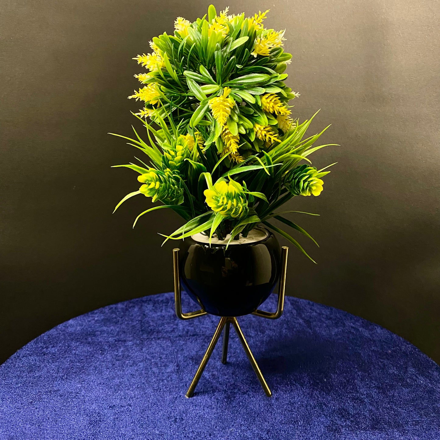 Luxury Ceramic Artificial Succulent Plants with Golden Tripod Stand Modern Style Planter Artificial Plant with Black Pot