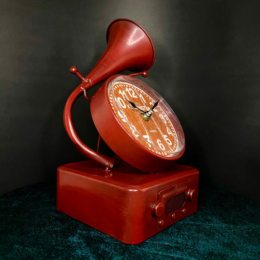 Antique Style Vintage Iron Red Antique Gramophone Clock for Studios, Cafes, Home, Office, Living Room, Dinning Room, Table, Shelf Decor