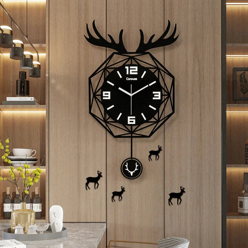 Deer Style Minimalist And Stylish Black Wall Clock With Deer Antlers, Pendulum, Silent Non-ticking Clock, Suitable For Decorating Bedrooms, Living Rooms, TV Feature Walls, Sofa Feature Walls, Dining Rooms, Classrooms