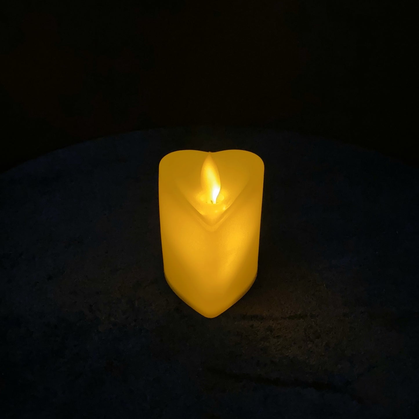 LED Swinging flameless Heart Shape Candles in Romantic Warm Yellow Light, flickering flameless candles, flameless LED candles, LED lighted candles