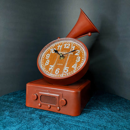 Antique Style Vintage Iron Red Antique Gramophone Clock for Studios, Cafes, Home, Office, Living Room, Dinning Room, Table, Shelf Decor